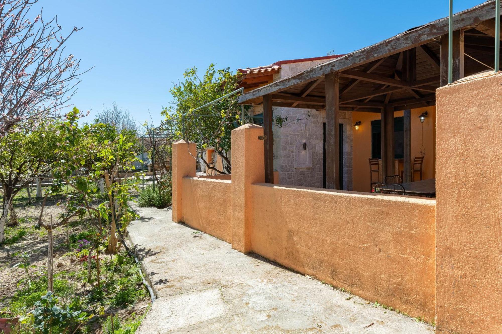 Eleftherias Garden House Afantou Eksteriør billede